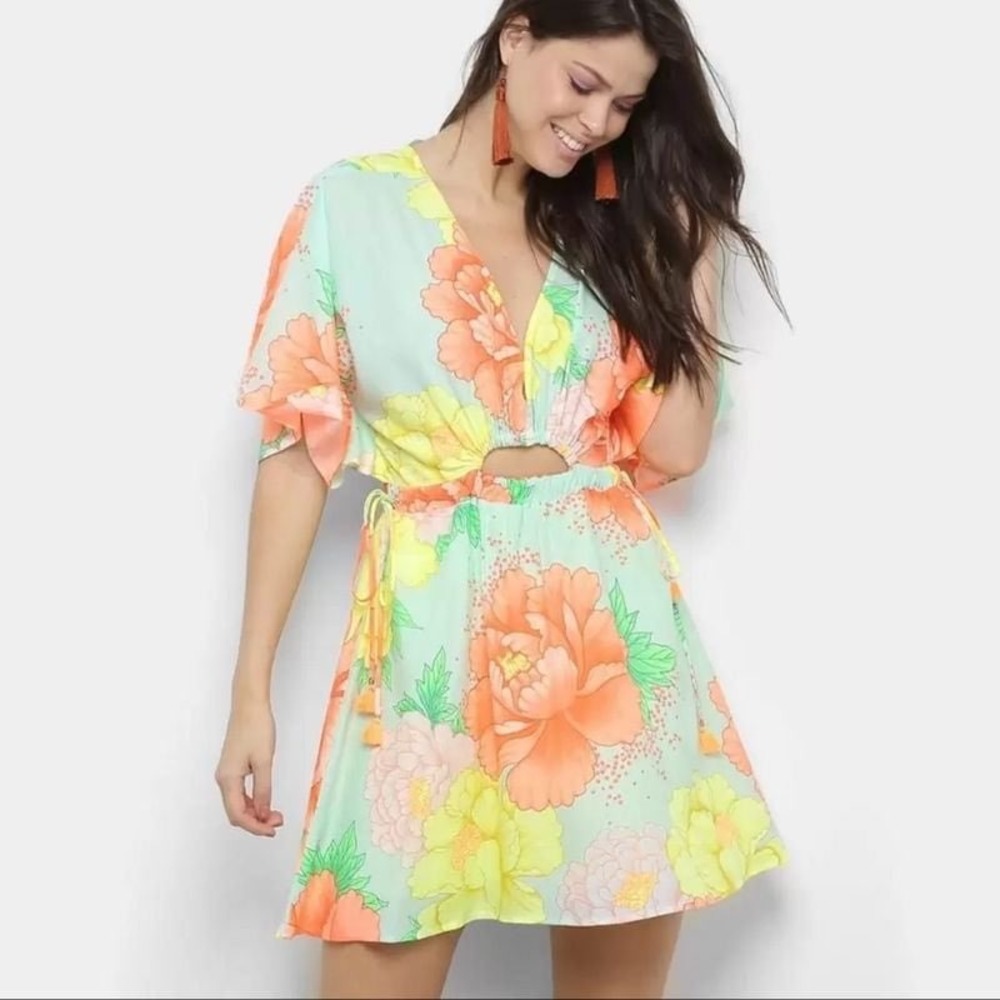 Farm Rio Floral Cutout Mini Dress V-Neck Butterfly Sleeve Tassels Size Medium